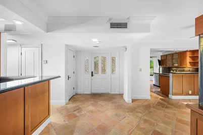 16 Via Lago, Boynton Beach, FL 33435 - Photo 5