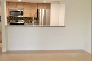 971 NW 122nd Terrace, Pembroke Pines, FL 33026 - Photo 5