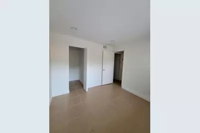 971 NW 122nd Terrace, Pembroke Pines, FL 33026 - Photo 11