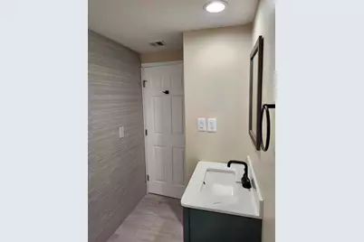953 NE 34th Street, Oakland Park, FL 33334 - Photo 19
