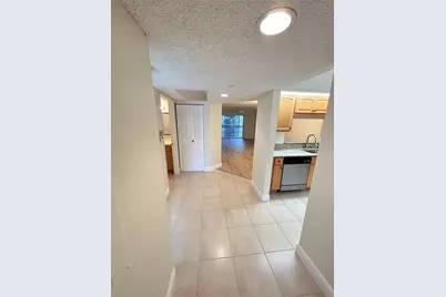 900 SW 142nd Avenue #202l, Pembroke Pines, FL 33027 - Photo 5