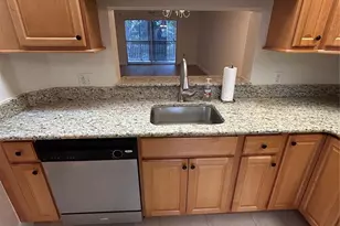 900 SW 142nd Ave, Pembroke Pines, FL 33027 - Photo 9