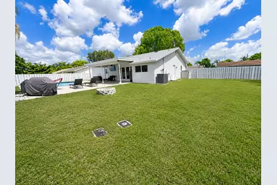 11100 NW 25th Court, Sunrise, FL 33322 - Photo 33