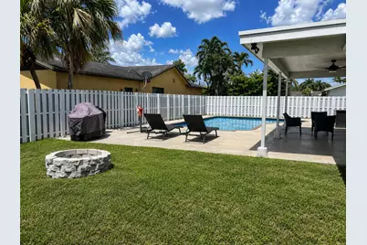 11100 NW 25th Court, Sunrise, FL 33322 - Photo 31