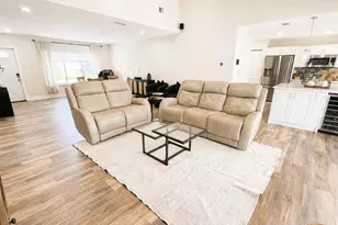 11100 NW 25th Ct, Sunrise, FL 33322 - Photo 9