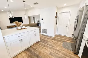 11100 NW 25th Ct, Sunrise, FL 33322 - Photo 13