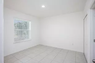 4462 SW Gainsboro St, Port Saint Lucie, FL 34953 - Photo 9