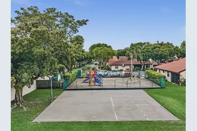 9001 W Sunrise Boulevard, Plantation, FL 33322 - Photo 29