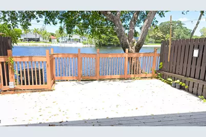 1114 NW 79th Drive, Plantation, FL 33322 - Photo 17