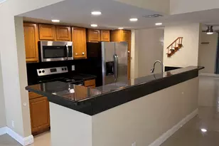 1114 NW 79th Dr, Plantation, FL 33322 - Photo 9