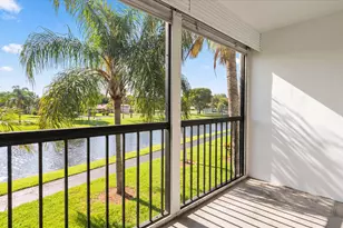 1113 Green Pine Blvd, West Palm Beach, FL 33409 - Photo 15