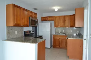 608 NW 20th Ct, Pompano Beach, FL 33060 - Photo 3