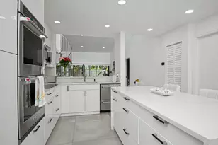 6602 Thornhill Ct, Boca Raton, FL 33433 - Photo 7