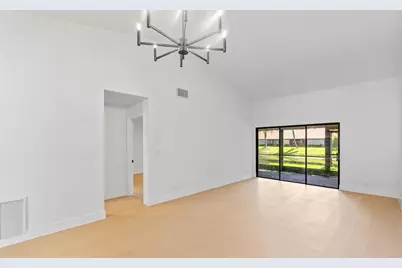 3306 S Carambola Cir Circle S, Coconut Creek, FL 33066 - Photo 15