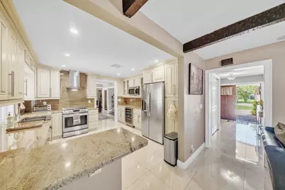 3860 NW 100th Avenue, Coral Springs, FL 33065 - Photo 11