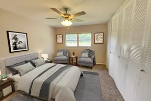 2521 Dudley Dr W, West Palm Beach, FL 33415 - Photo 13
