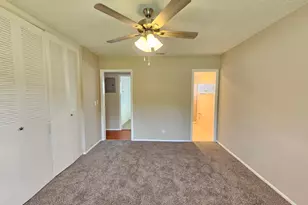 2521 Dudley Dr W, West Palm Beach, FL 33415 - Photo 15