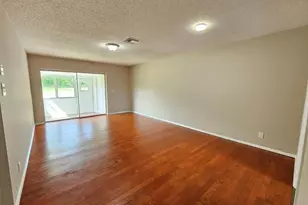 2521 Dudley Dr W, West Palm Beach, FL 33415 - Photo 9