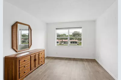 180 Lake Frances Drive, West Palm Beach, FL 33411 - Photo 21