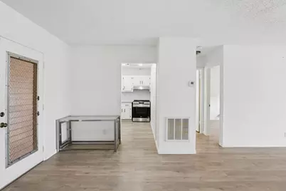 180 Lake Frances Drive, West Palm Beach, FL 33411 - Photo 11