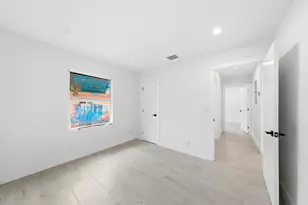 216 NE 23rd Ave, Pompano Beach, FL 33062 - Photo 17