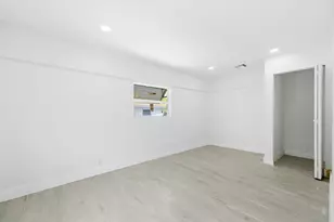 216 NE 23rd Ave, Pompano Beach, FL 33062 - Photo 13