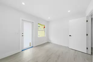 216 NE 23rd Ave, Pompano Beach, FL 33062 - Photo 21