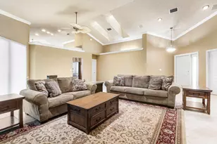 9101 Baybury Ln, West Palm Beach, FL 33411 - Photo 3