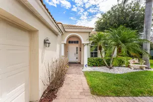 4717 NW Winter Oak Ct, Jensen Beach, FL 34957 - Photo 3