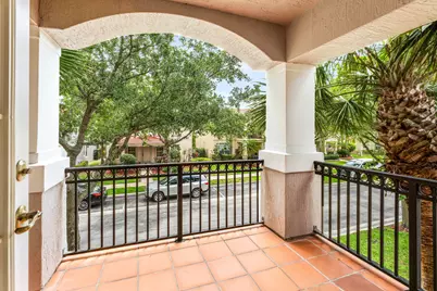 8215 Calterra Drive, Palm Beach Gardens, FL 33418 - Photo 23