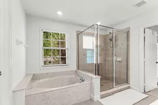 8215 Calterra Dr, Palm Beach Gardens, FL 33418 - Photo 13