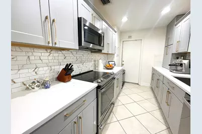 15780 N 99th St Street N #15780, The Acreage, FL 33412 - Photo 3