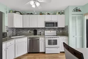 2641 W Gately Dr W, West Palm Beach, FL 33415 - Photo 11