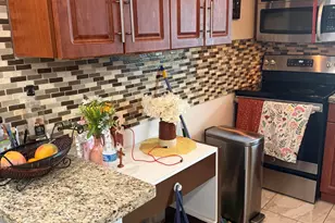 2531 W Barkley Dr Dr W, West Palm Beach, FL 33415 - Photo 3