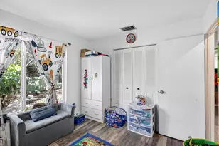 1434 SE Larkwood Cir, Port Saint Lucie, FL 34952 - Photo 19