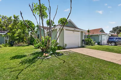 1434 SE Larkwood Circle, Port Saint Lucie, FL 34952 - Photo 1
