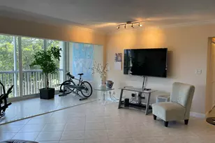 300 E Royal Palm Rd, Boca Raton, FL 33432 - Photo 17