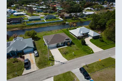 138 SW Carter Avenue, Port Saint Lucie, FL 34983 - Photo 3