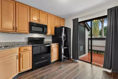 325 Pennington Court, Royal Palm Beach, FL 33411 - Photo 5