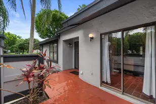 325 Pennington Ct, Royal Palm Beach, FL 33411 - Photo 7