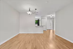 325 Pennington Ct, Royal Palm Beach, FL 33411 - Photo 9