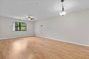 325 Pennington Ct, Royal Palm Beach, FL 33411 - Photo 11