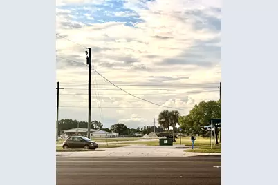 710 NW Park Street, Okeechobee, FL  - Photo 3