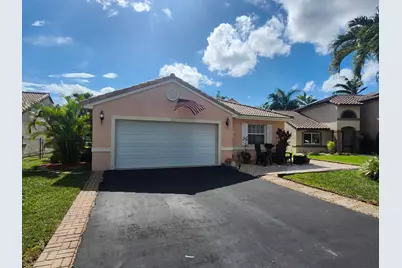 120 NW 189th Avenue, Pembroke Pines, FL 33029 - Photo 1