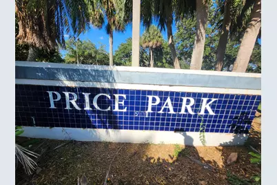 120 NW 189th Avenue NW, Pembroke Pines, FL 33029 - Photo 39