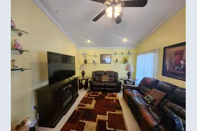120 NW 189th Avenue NW, Pembroke Pines, FL 33029 - Photo 15