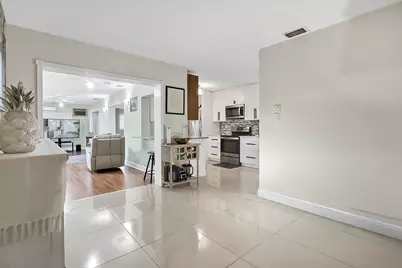 7204 NW 71st Avenue, Tamarac, FL 33321 - Photo 21