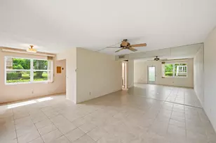 132 Cambridge F, West Palm Beach, FL 33417 - Photo 5