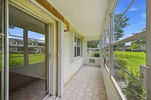 132 Cambridge F, West Palm Beach, FL 33417 - Photo 19
