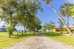7611 SW 21st Pkwy, Okeechobee, FL 34974 - Photo 47